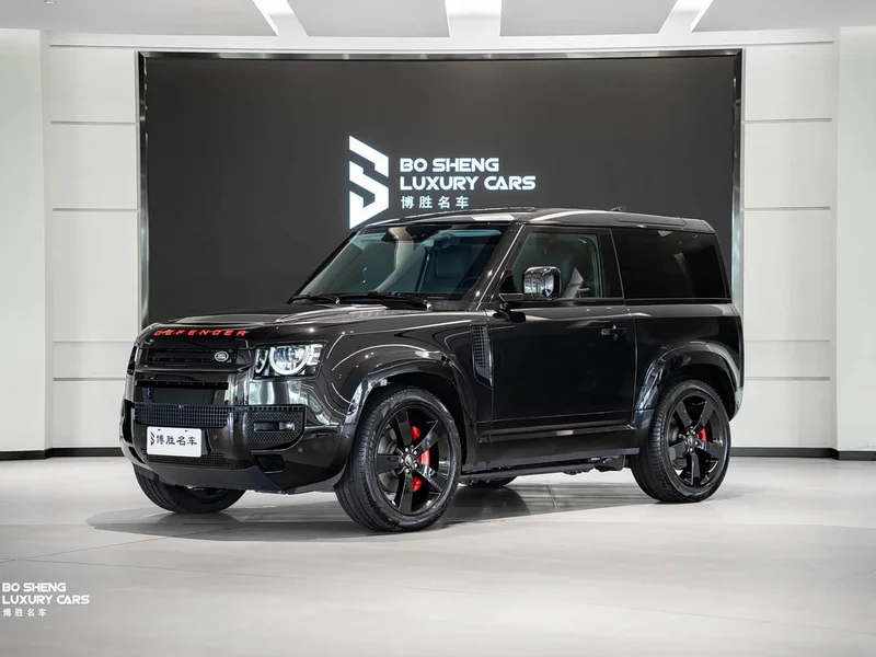 Land Rover Defender — фото 1