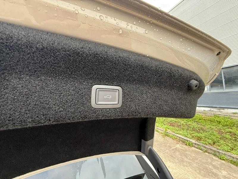 Hongqi H7 — фото 21