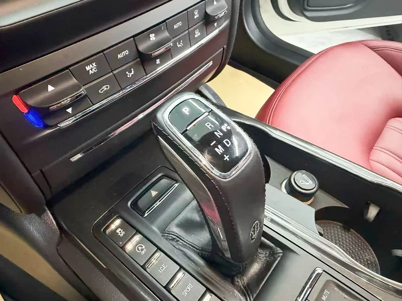 Maserati Ghibli — фото 11