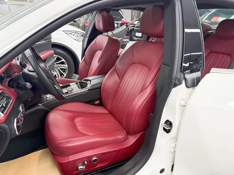 Maserati Ghibli — фото 14