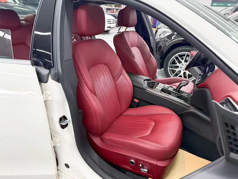 Maserati Ghibli — фото 15