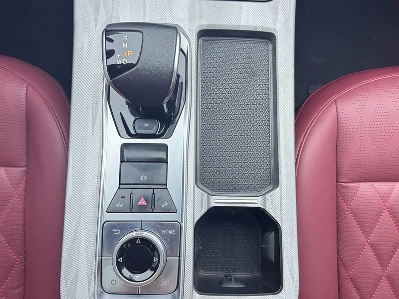 Jetour X70 PLUS — фото 19