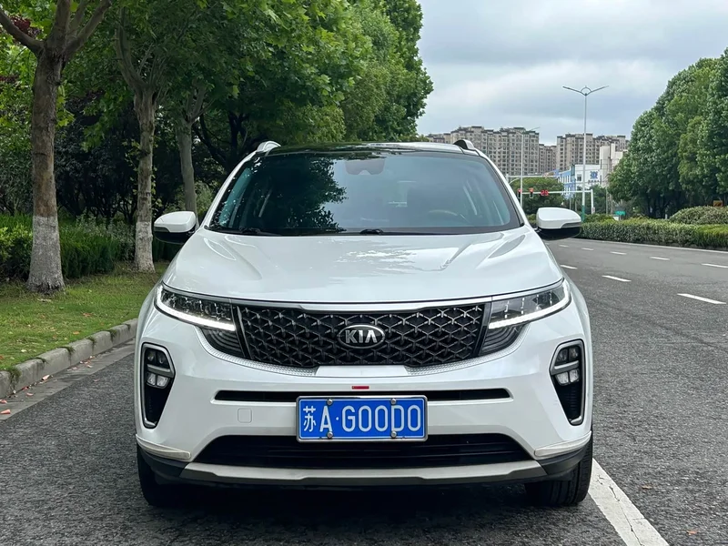 Kia KX5 — фото 1