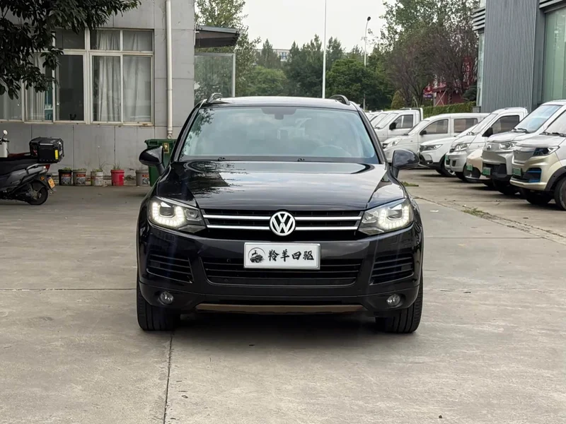 Volkswagen Touareg — фото 2