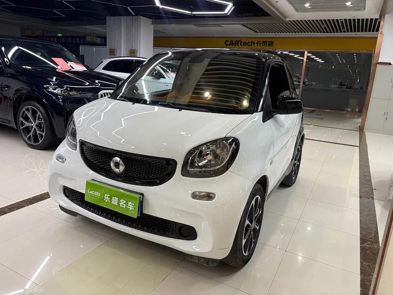 Smart Fortwo — фото 1