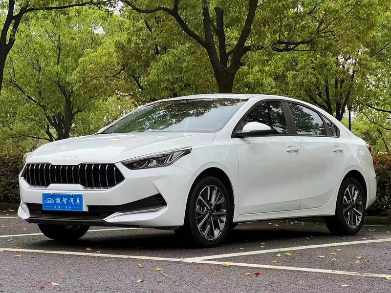 Kia K3 — фото 1