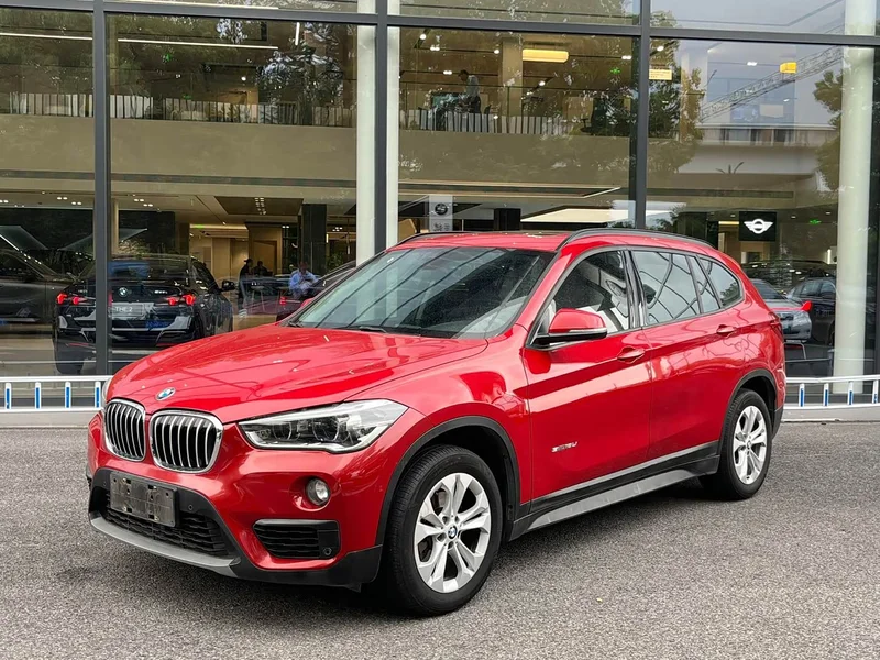 BMW X1 — фото 1