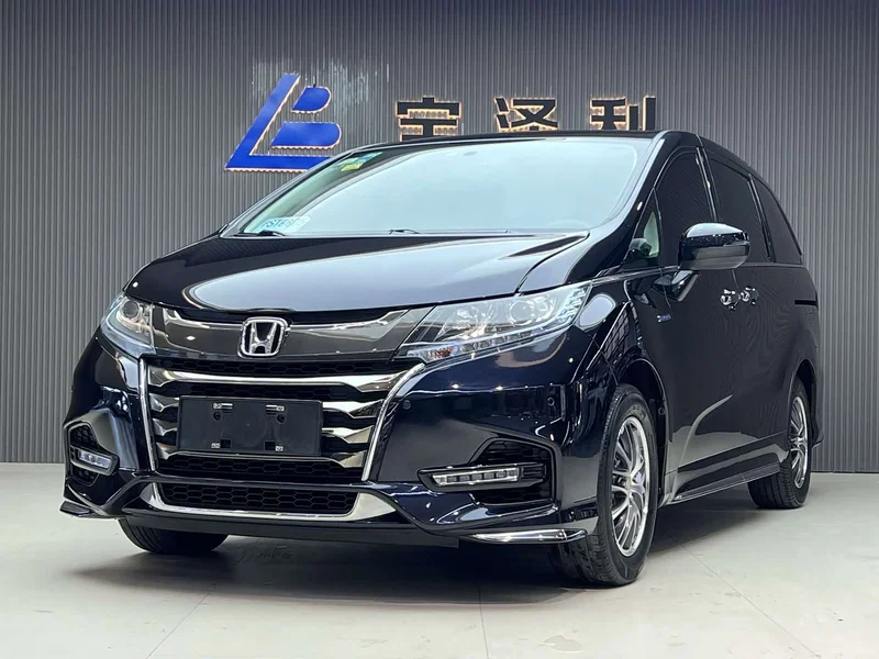 Honda Odyssey — фото 1