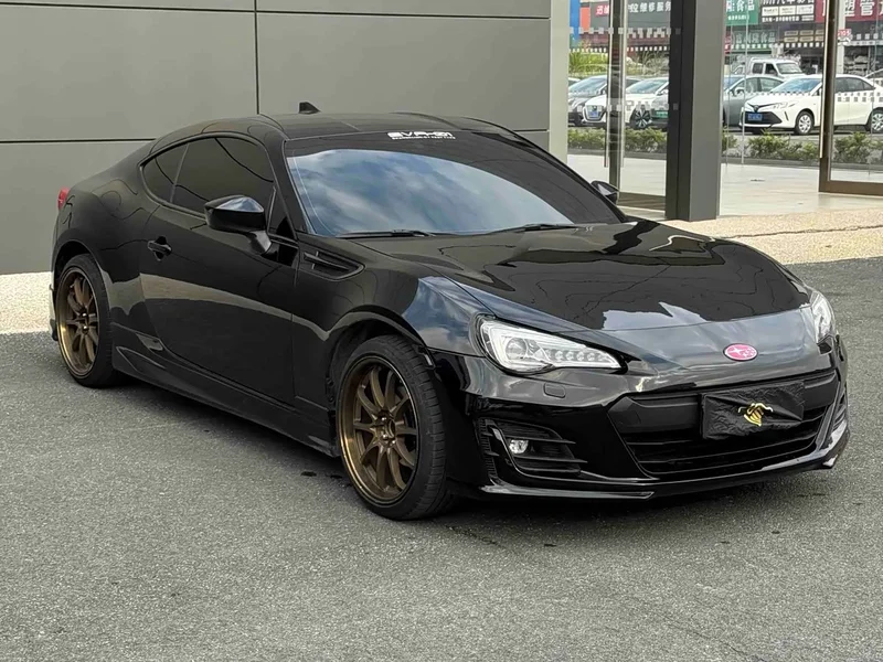 Subaru BRZ — фото 1