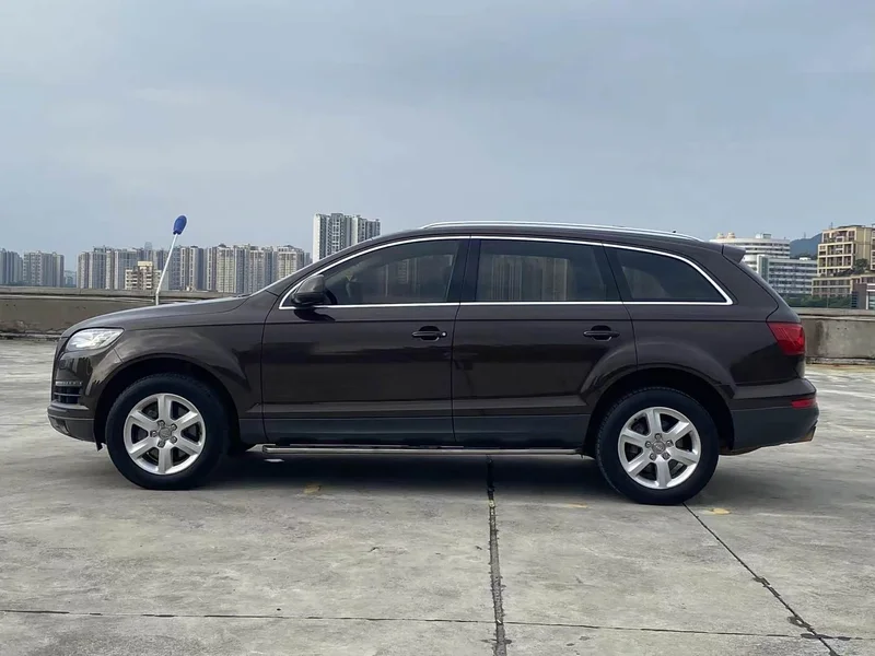 Audi Q7 — фото 3