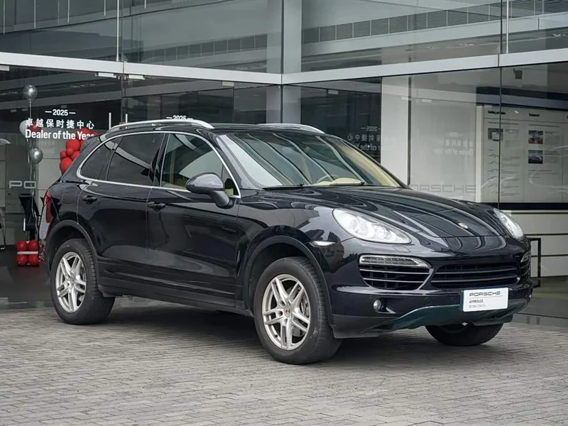 Porsche Cayenne — фото 4