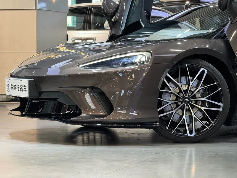 McLaren GT — фото 6