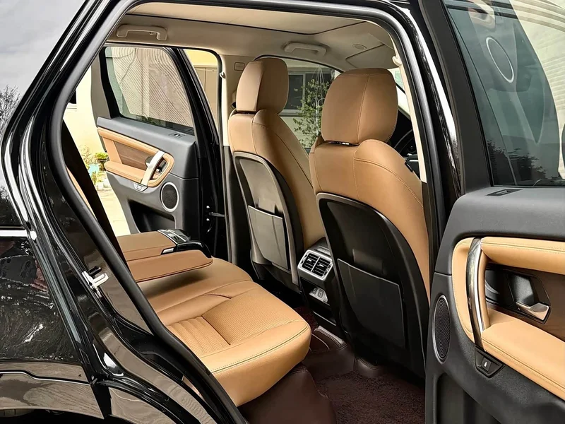 Land Rover Discovery — фото 13