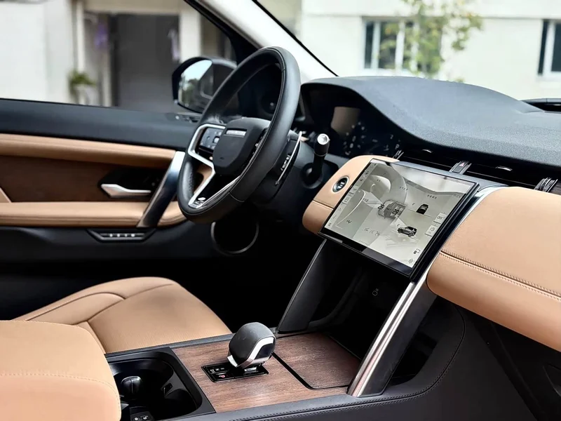 Land Rover Discovery — фото 15