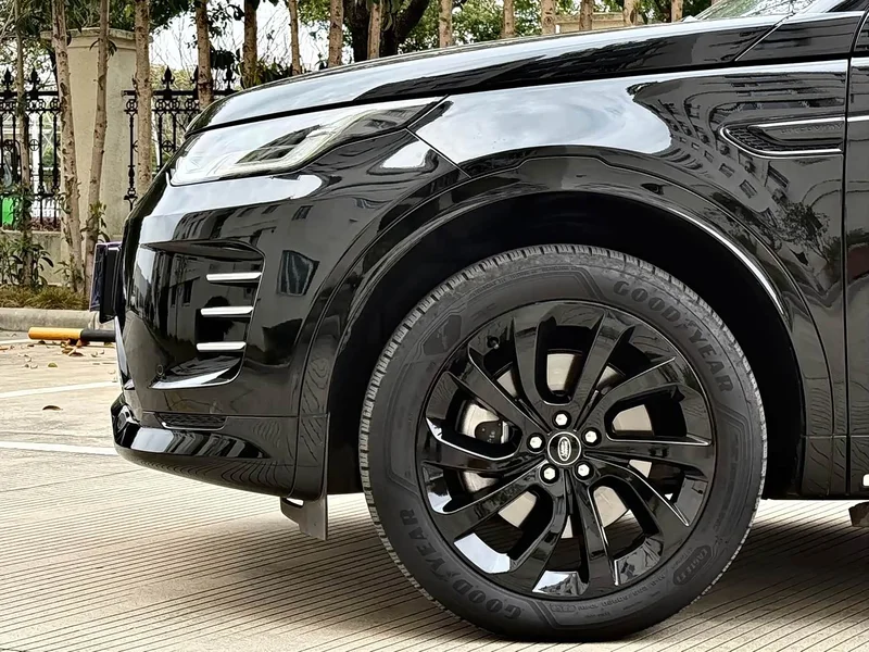 Land Rover Discovery — фото 16