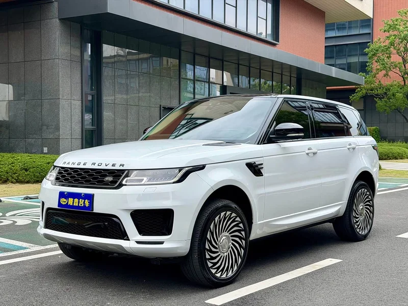 Land Rover Range Rover — фото 1