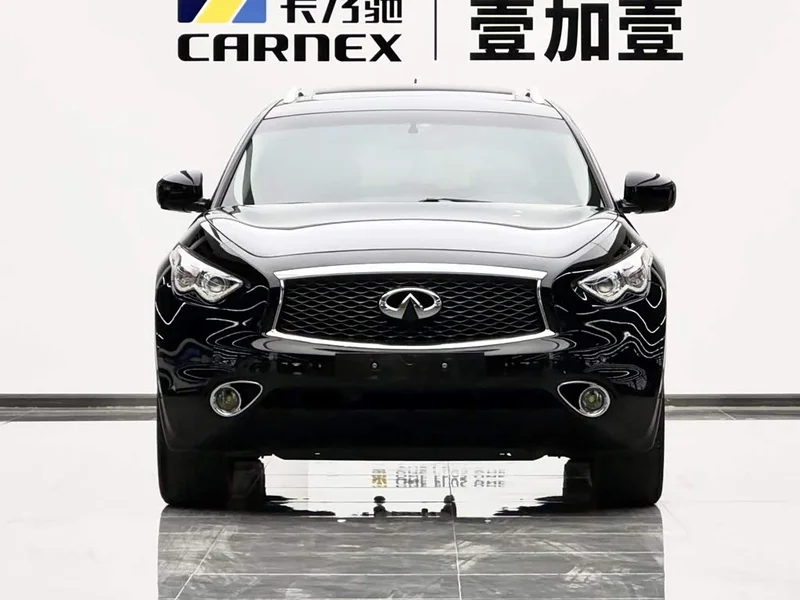 Infiniti QX70 — фото 2