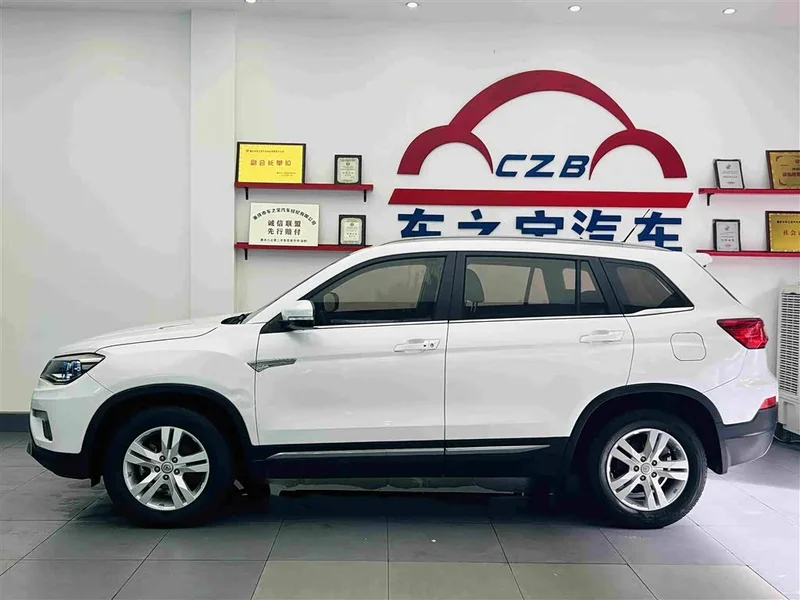 Changan CS75 — фото 5