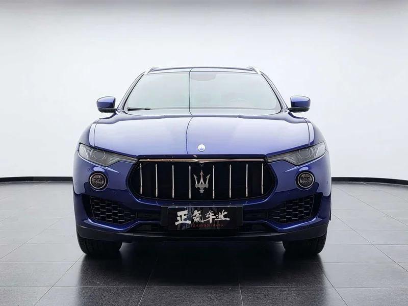 Maserati Levante — фото 8