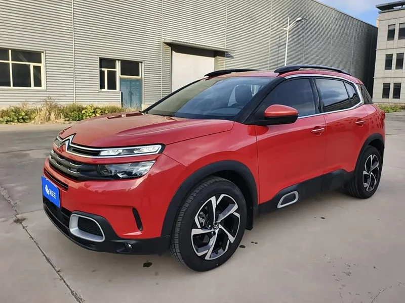 Peugeot C5 Aircross — фото 1