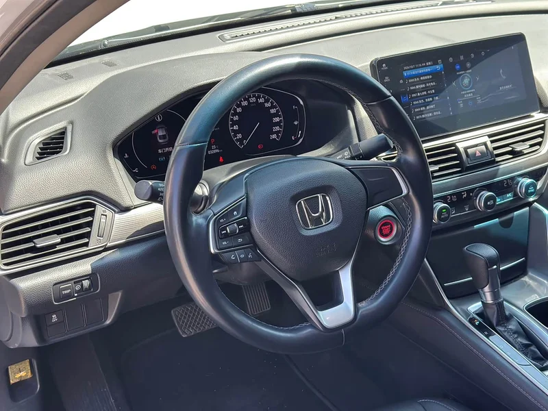 Honda Accord — фото 6