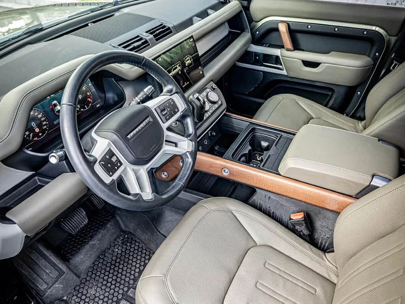 Land Rover Defender — фото 9