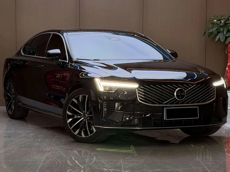 Volvo S90 — фото 6