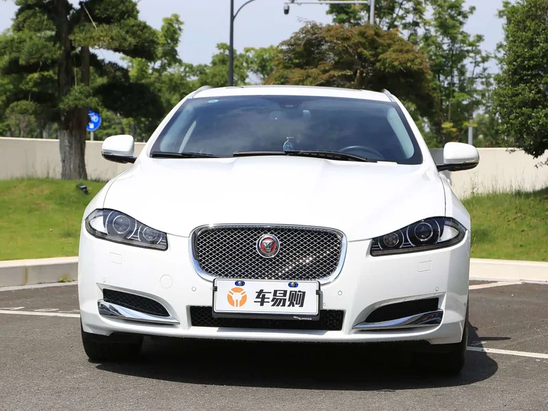 Jaguar XF — фото 2