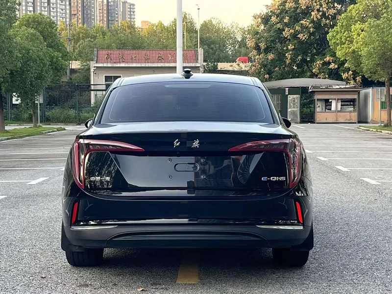 Hongqi E-QM5 — фото 5