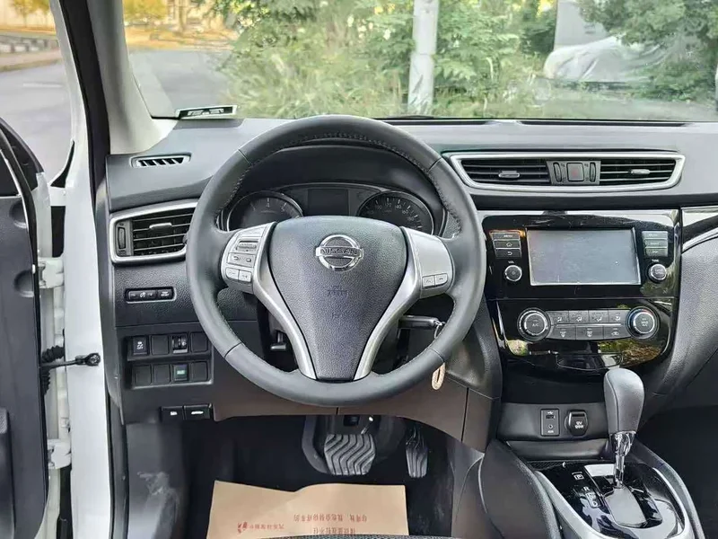 Nissan Qashqai — фото 14