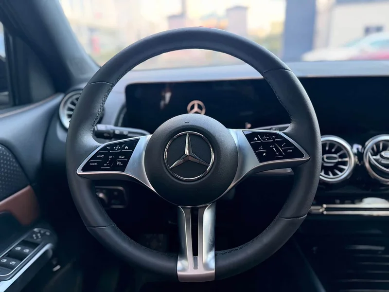 Mercedes-Benz GLB-Class — фото 19