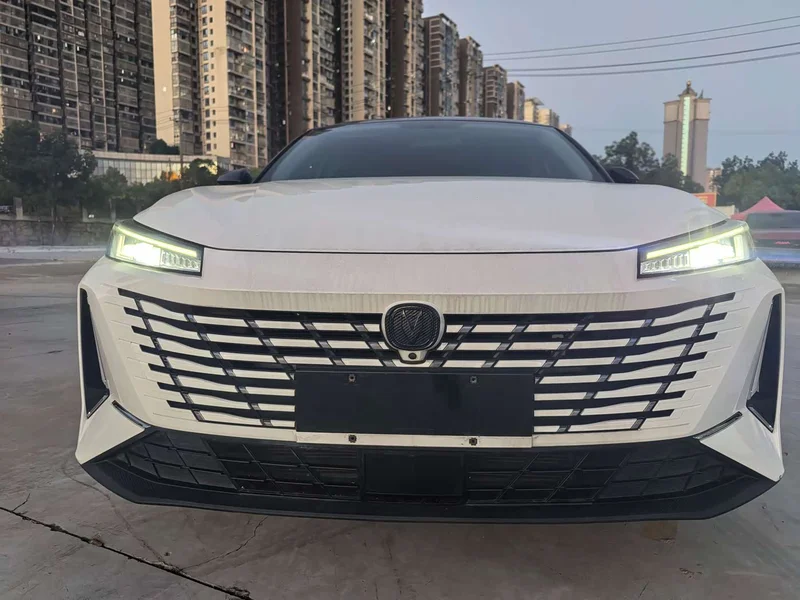 Changan Eado — фото 2