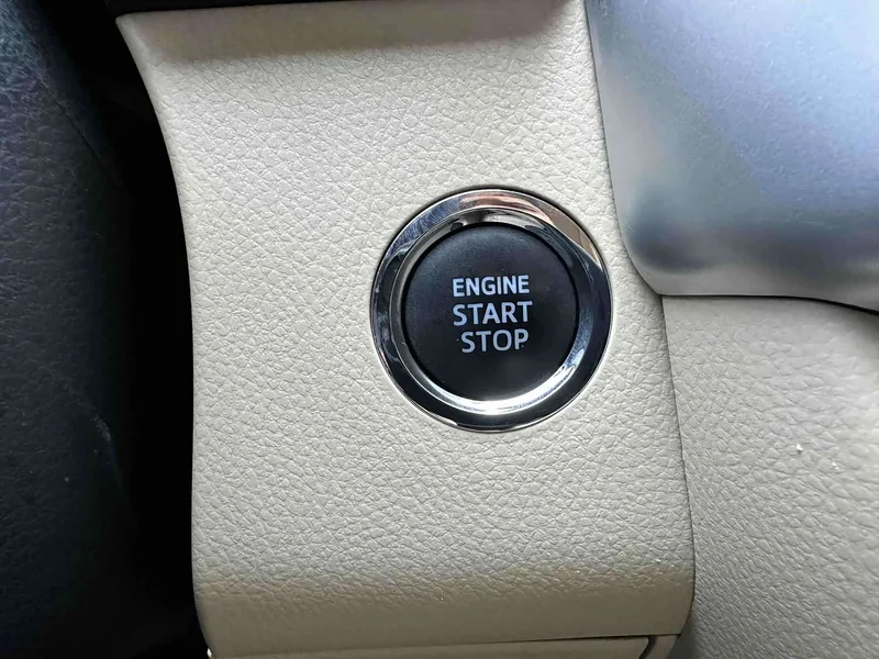 Toyota Highlander — фото 15