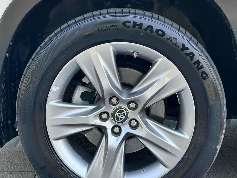 Toyota Highlander — фото 24