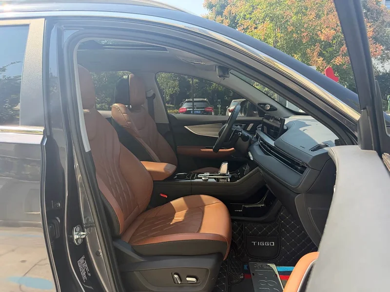 Chery Tiggo 8 Plus — фото 12