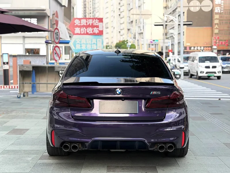 BMW M5 — фото 10