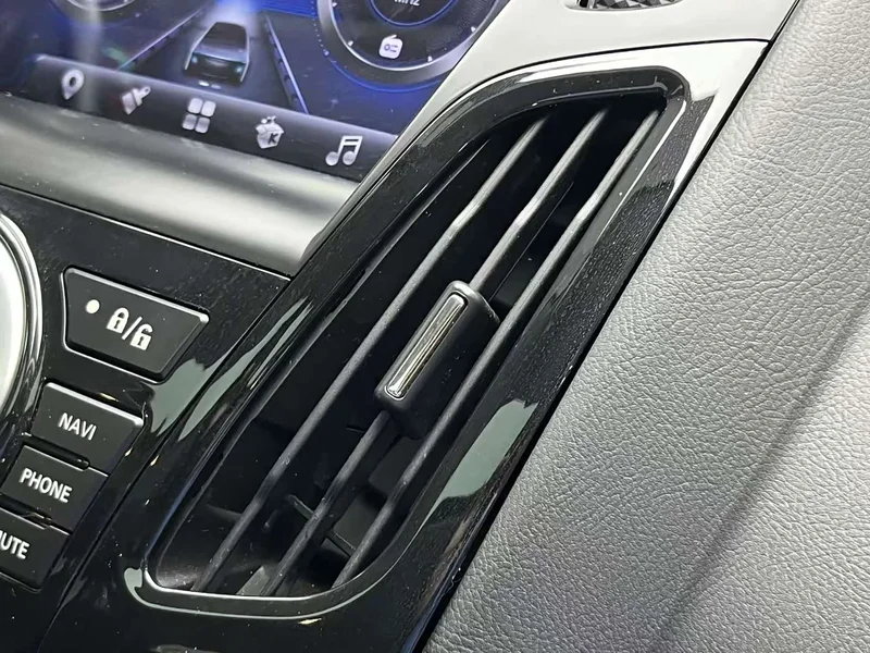 Ford Focus — фото 19