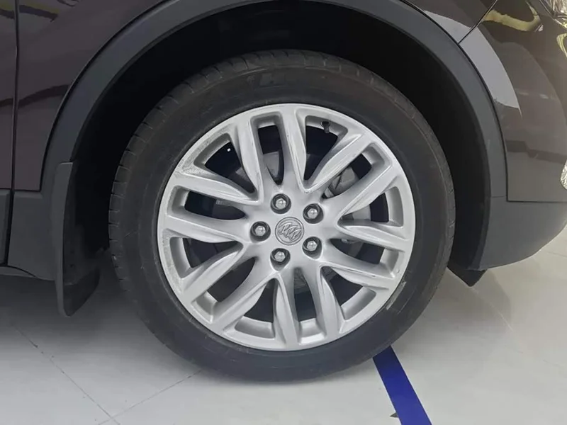 Buick Envision Plus — фото 6
