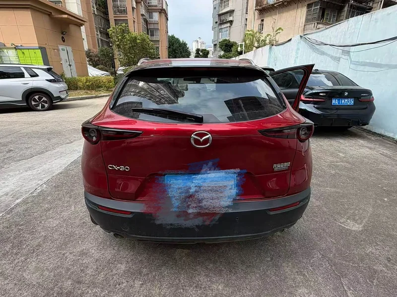 Mazda CX-30 — фото 2