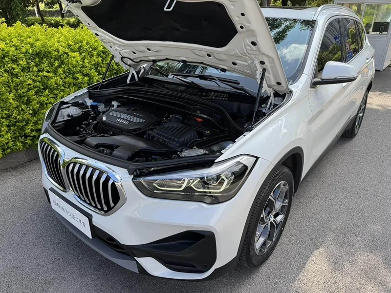 BMW X1 — фото 13