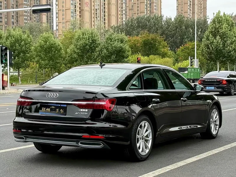 Audi A6L — фото 19