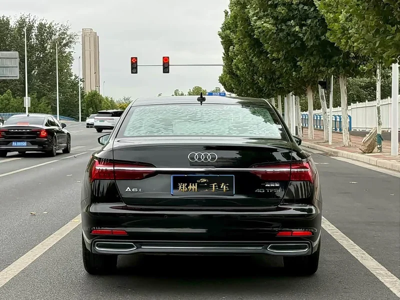 Audi A6L — фото 20