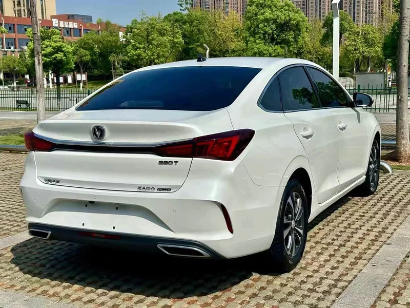 Changan Eado — фото 7