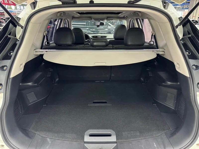 Nissan X-Trail — фото 20