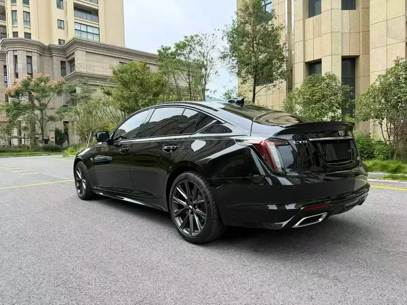 Cadillac CT5 — фото 12