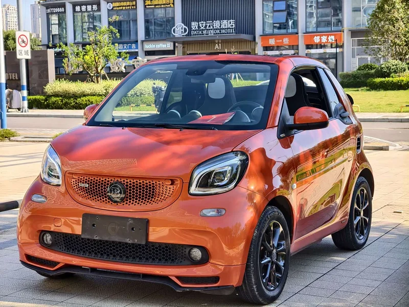 Smart Fortwo — фото 1