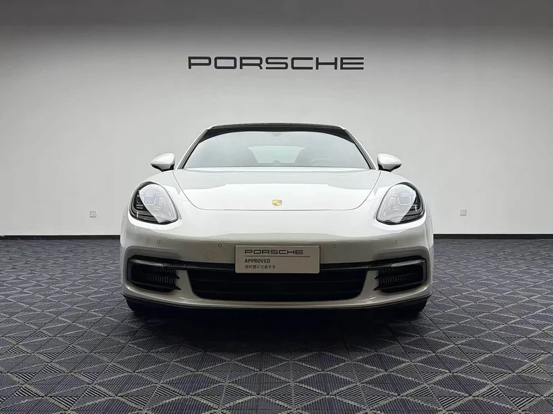 Porsche Panamera — фото 17