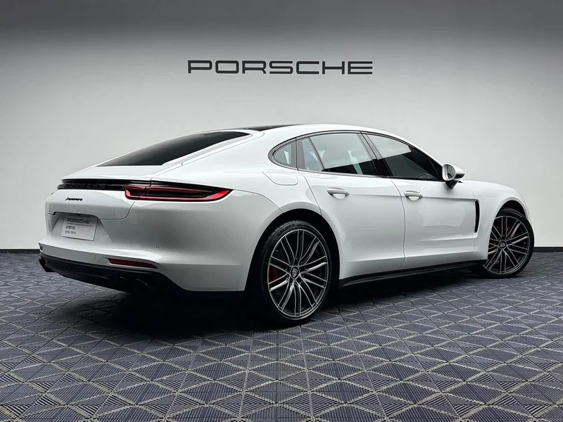 Porsche Panamera — фото 2