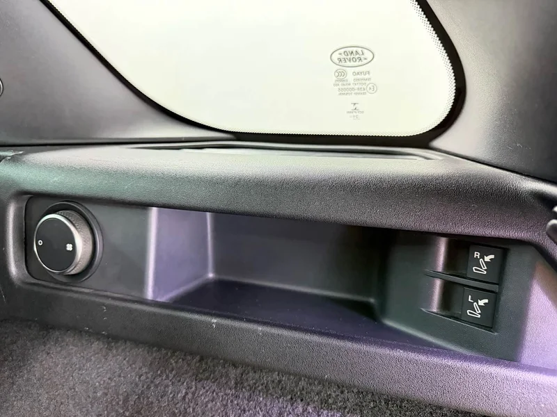 Land Rover Discovery — фото 16