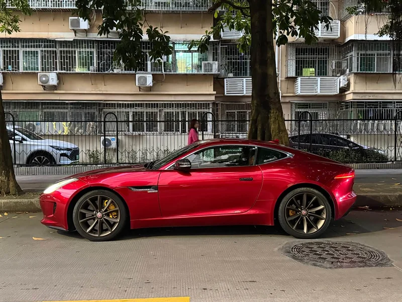 Jaguar F-TYPE — фото 2